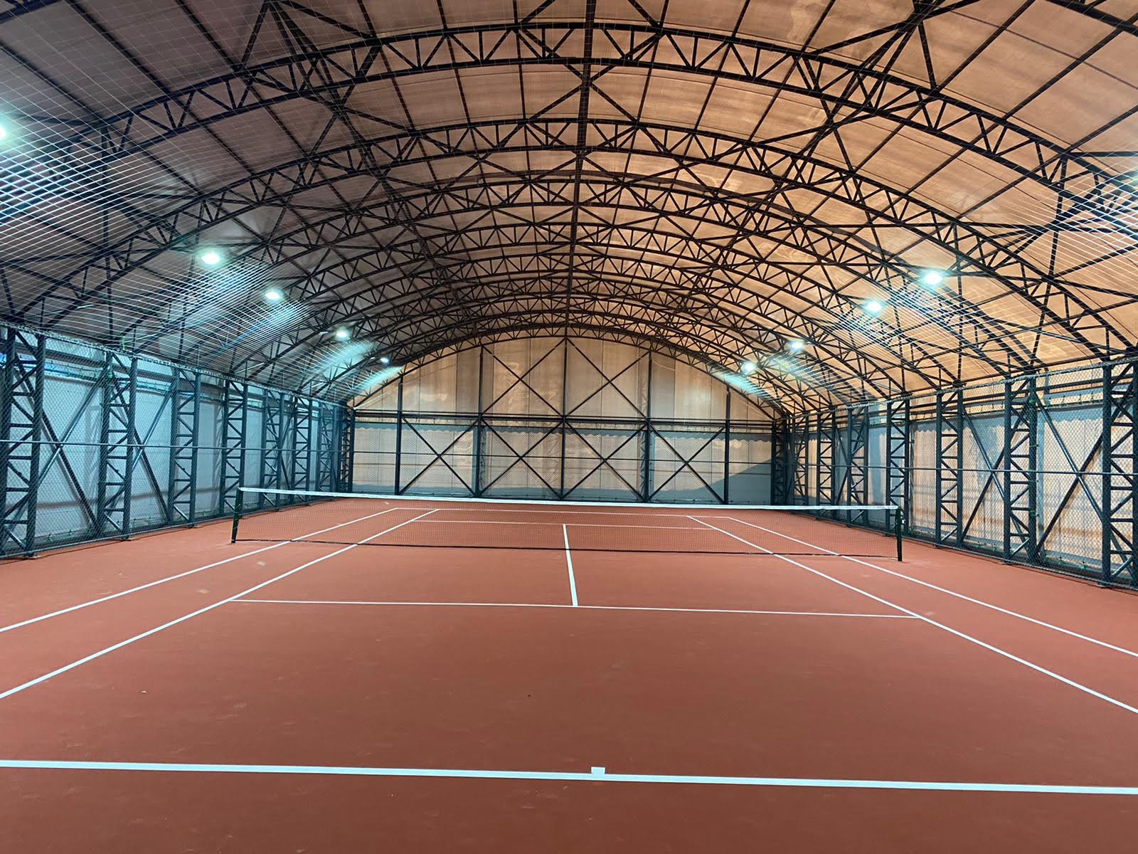 Kapalı Tenis Kortu Yapımı 38